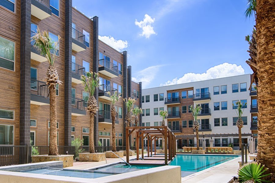 Modern Apartments In Lake Highlands Area 