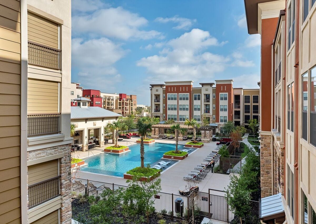 twin creeks crossing apartments
