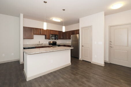no breed restriction apartments 1