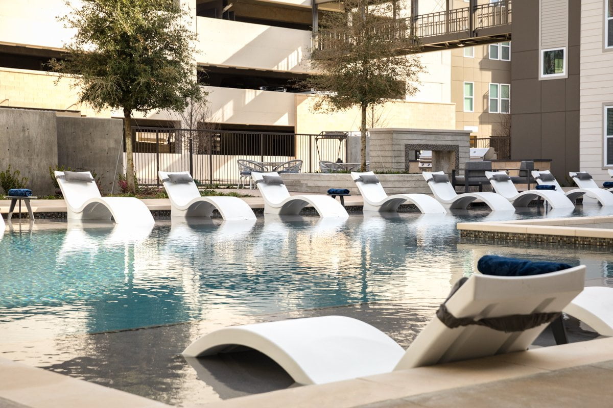 resort pool carrollton apartments