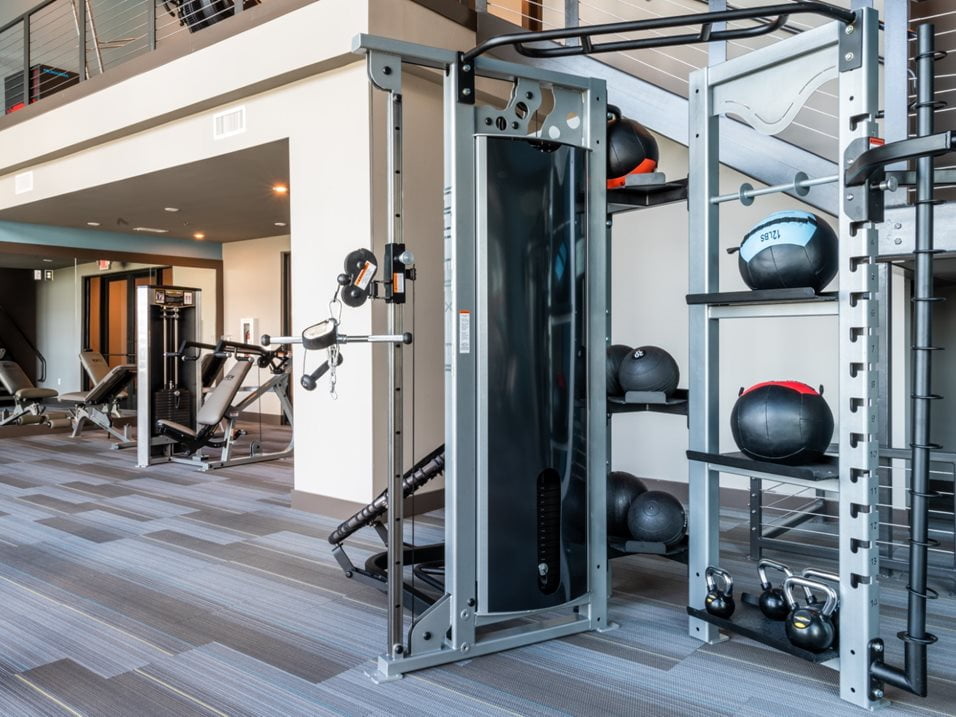 apartments with fitness centers in ft worth