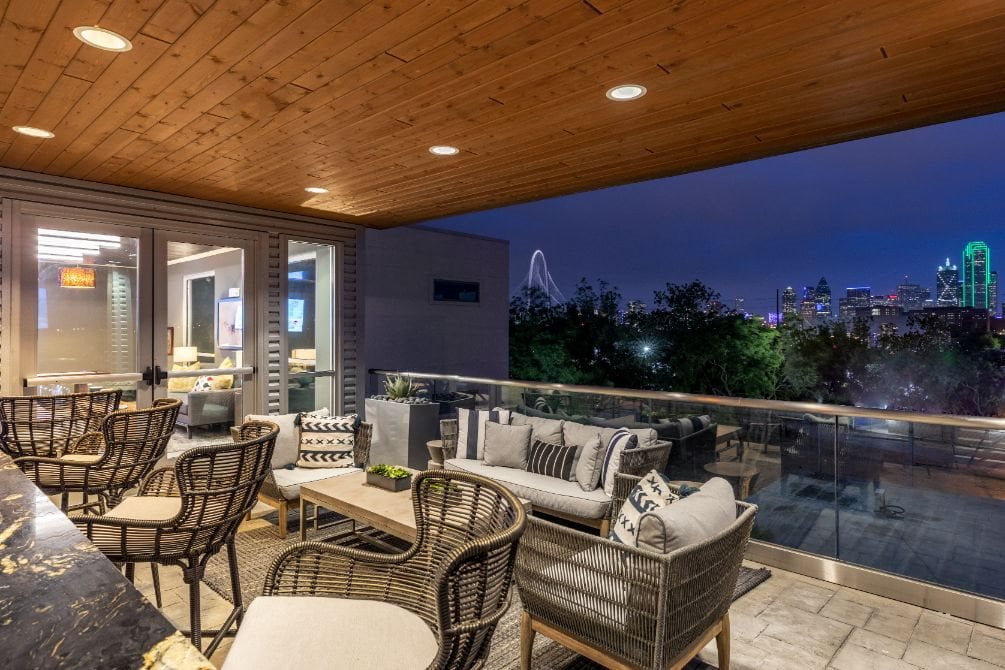 dallas apartments with rooftop lounge