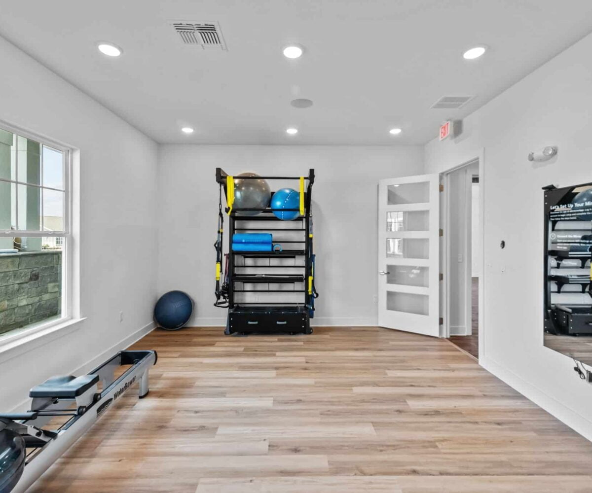 apartments with fitness mirror in fort worth