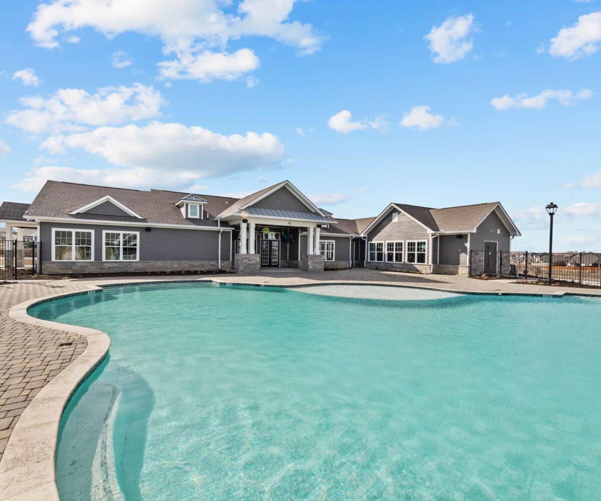 ft worth apartments with salt water pool
